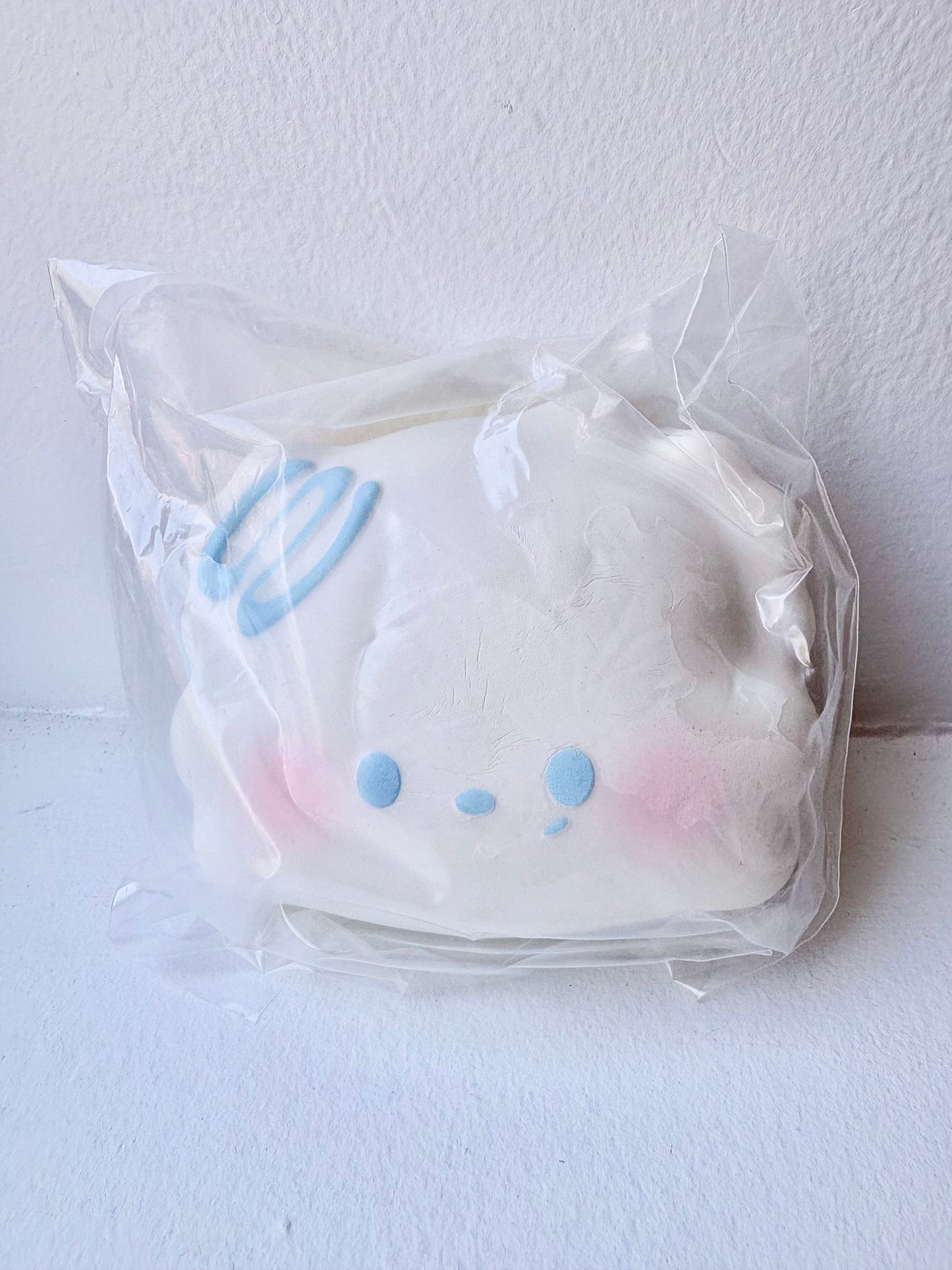 iBloom Puchi Donut Squishy - White