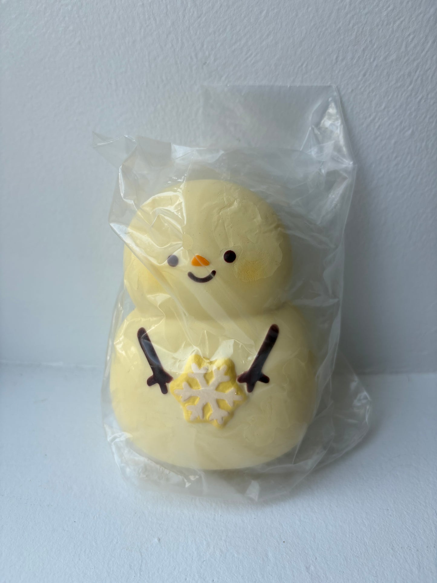 Lisa Snowman Macaron Squishy